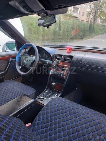 Mercedes C 180 1995, 290,000 km - 1.8 л - Bakı