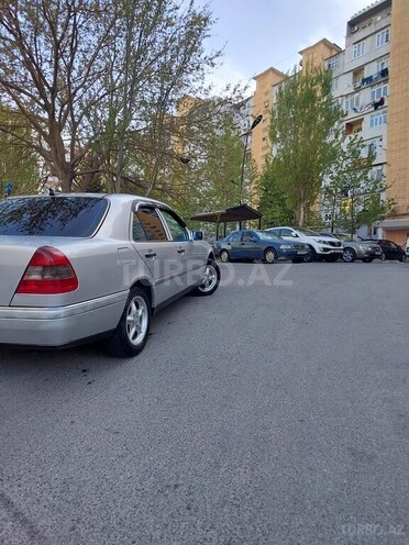 Mercedes C 180 1995, 290,000 km - 1.8 л - Bakı