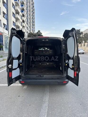 Ford Transit Connect-5