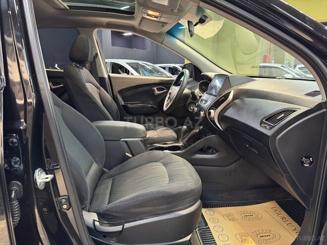 Hyundai ix35-13