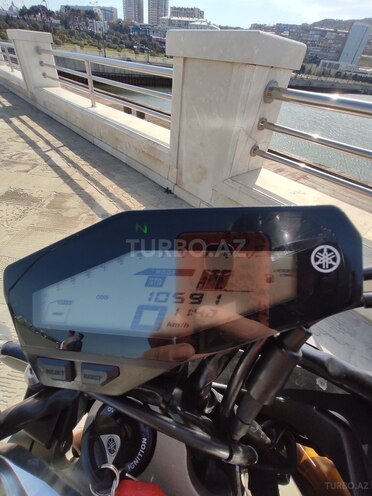 Yamaha MT-09 2014, 10,600 km - 0.9 l - Bakı