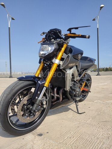 Yamaha MT-09 2014, 10,600 km - 0.9 l - Bakı