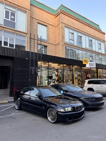 BMW 325 2001, 350,000 km - 2.5 l - Bakı