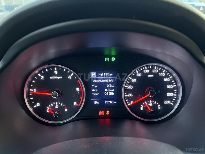 Kia Stonic 2017, 75,000 km - 1.6 л - Bakı