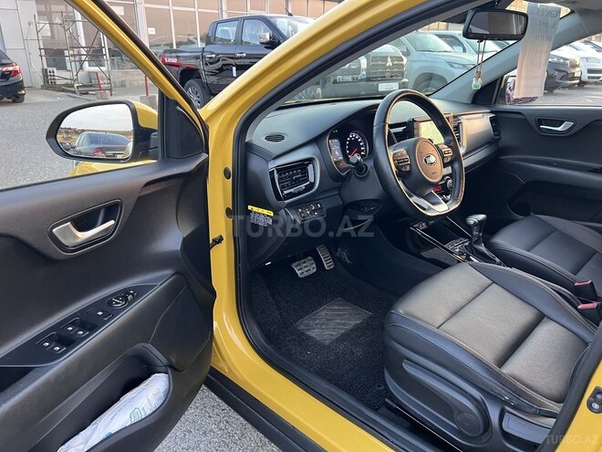 Kia Stonic 2017, 75,000 km - 1.6 л - Bakı