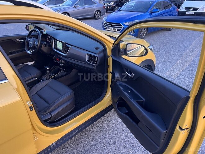 Kia Stonic 2017, 75,000 km - 1.6 л - Bakı