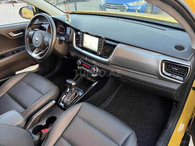 Kia Stonic 2017, 75,000 km - 1.6 л - Bakı