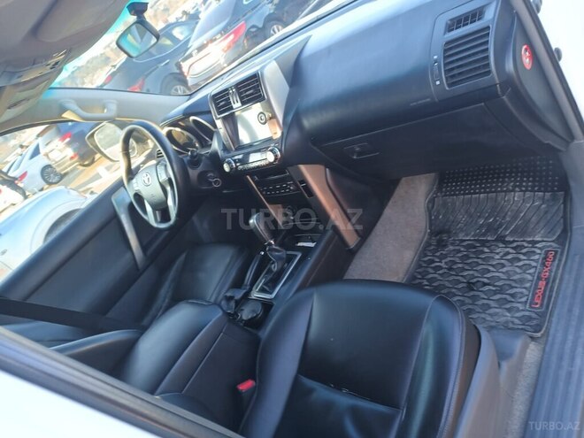 Toyota Land Cruiser Prado 2011, 241,000 km - 2.7 l - Bakı