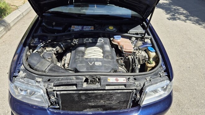 Audi A4 1998, 436,000 km - 2.8 l - Bakı