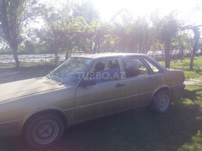 Audi 80 1982, 300,000 km - 1.6 l - Bakı