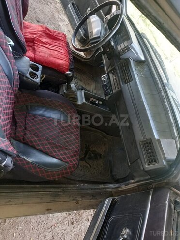 Audi 80 1982, 300,000 km - 1.6 l - Bakı
