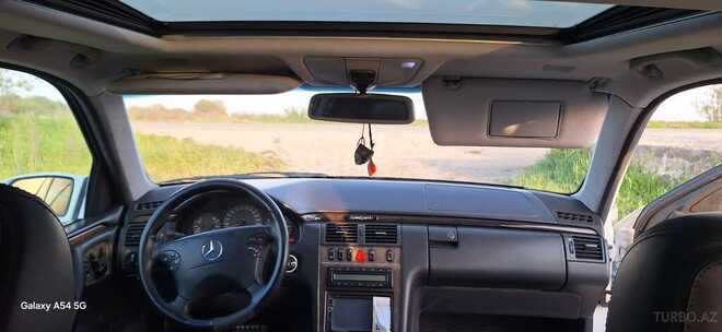 Mercedes E 320 1999, 363,580 km - 3.2 l - Hacıqabul