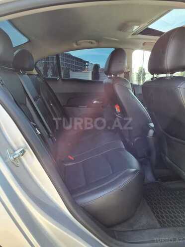 Chevrolet Cruze-10