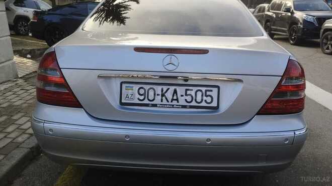 Mercedes E 240 2004, 182,000 km - 2.4 l - Bakı
