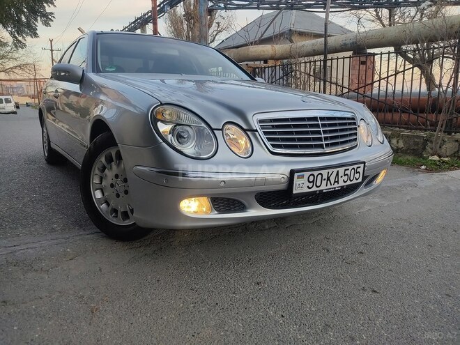 Mercedes E 240 2004, 182,000 km - 2.4 l - Bakı