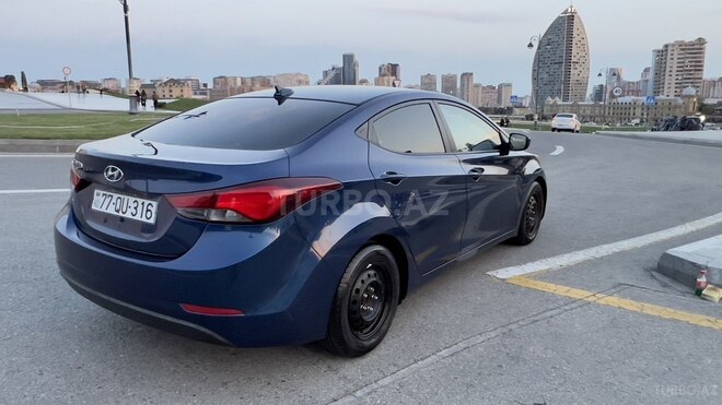 Hyundai Elantra 2015, 207,605 km - 1.8 l - Bakı