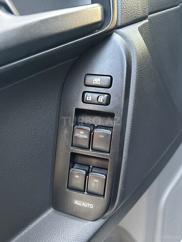 Toyota Land Cruiser Prado 2011, 153,000 km - 2.7 l - Bakı