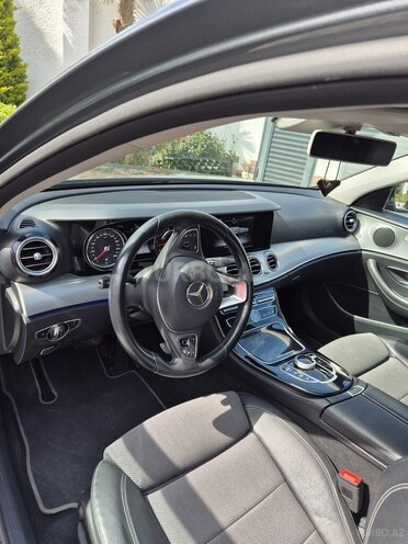 Mercedes E 220 d 2016, 245,000 km - 2.0 l - Bakı