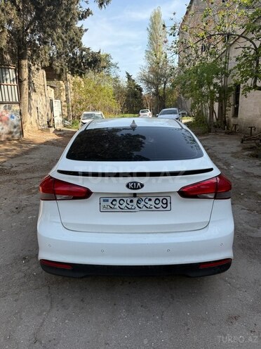 Kia Forte 2016, 720,000 km - 2.0 l - Bakı