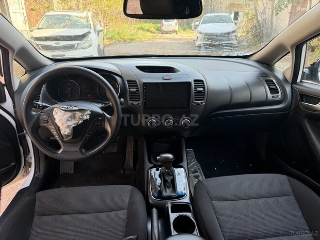 Kia Forte 2016, 720,000 km - 2.0 l - Bakı