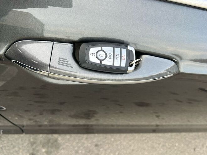 Ford Fusion (North America) 2020, 113,700 km - 2.0 л - Bakı
