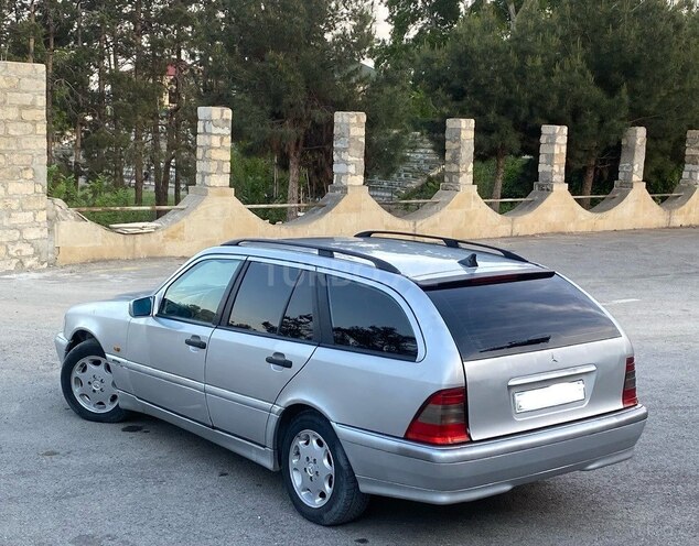 Mercedes C 180 2000, 263,828 km - 1.8 l - Bərdə