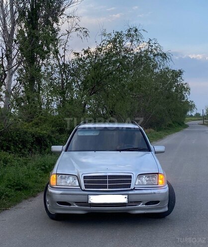 Mercedes C 180 2000, 263,828 km - 1.8 l - Bərdə