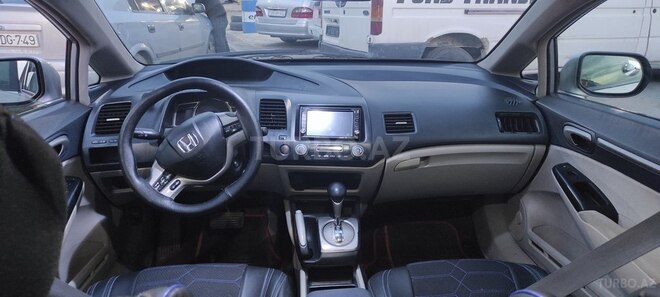 Honda Civic 2006, 231,000 km - 1.3 l - Sumqayıt