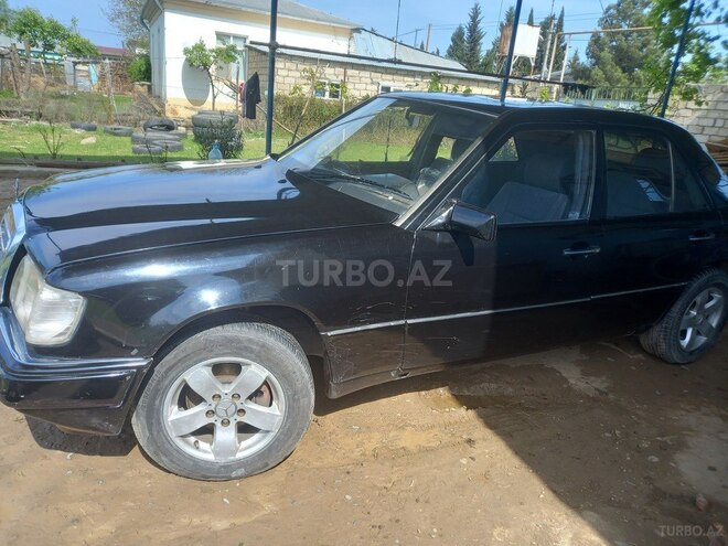 Mercedes E 200 d 1992, 250,000 km - 2.0 l - Sumqayıt