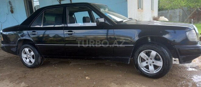 Mercedes E 200 d 1992, 250,000 km - 2.0 l - Sumqayıt