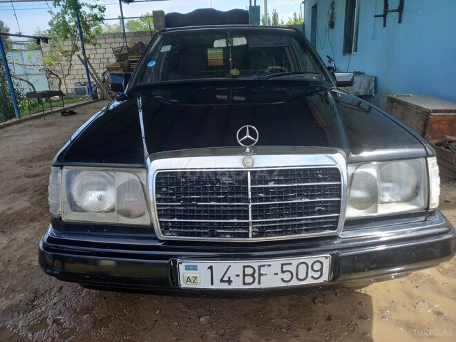 Mercedes E 200 d 1992, 250,000 km - 2.0 l - Sumqayıt