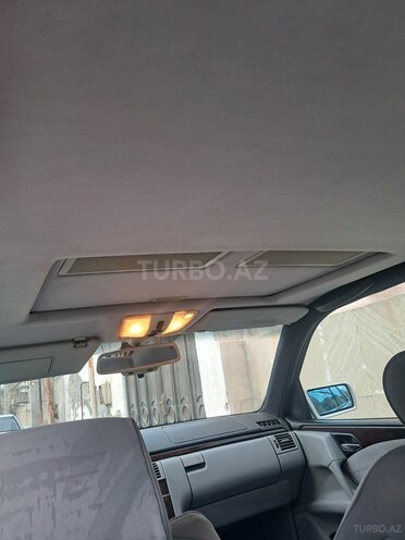 Mercedes E 230 1996, 256,000 km - 2.3 l - Bakı
