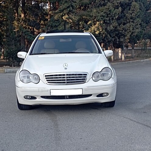 Mercedes C 240 2003, 234,890 km - 2.4 л - Bakı