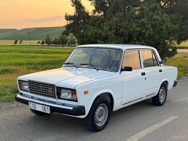 LADA (VAZ) 2107 2006, 85,000 km - 1.6 l - Göyçay