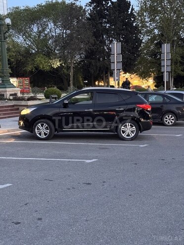 Hyundai ix35 2013, 202,000 km - 2.0 л - Bakı