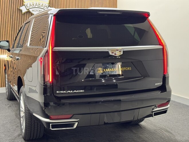 Cadillac Escalade-6