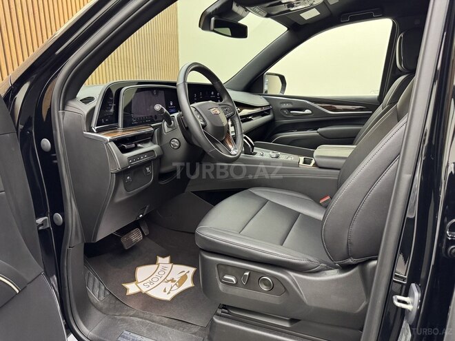 Cadillac Escalade-11