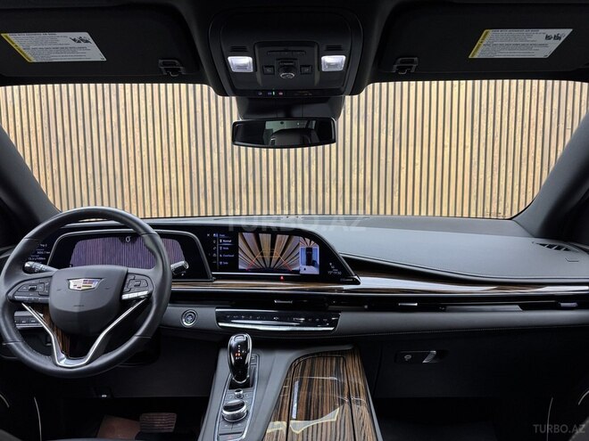 Cadillac Escalade-20