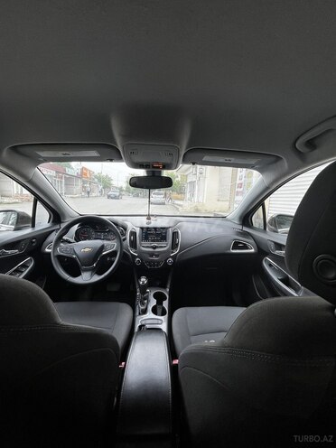 Chevrolet Cruze 2018, 116,000 km - 1.4 l - Şirvan