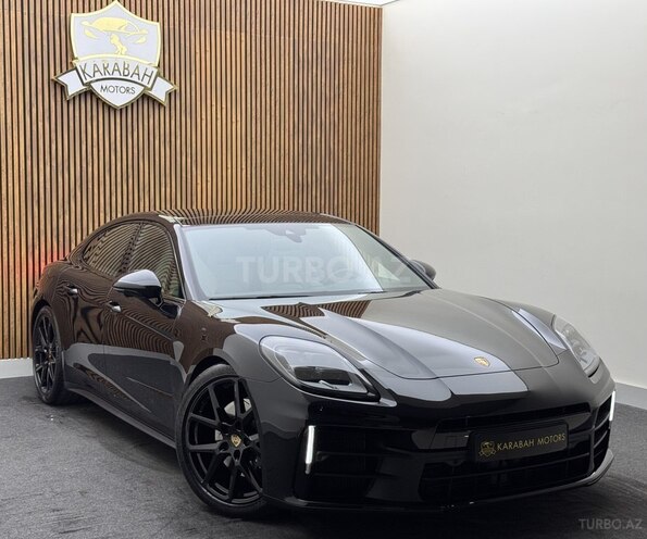 Porsche Panamera-1