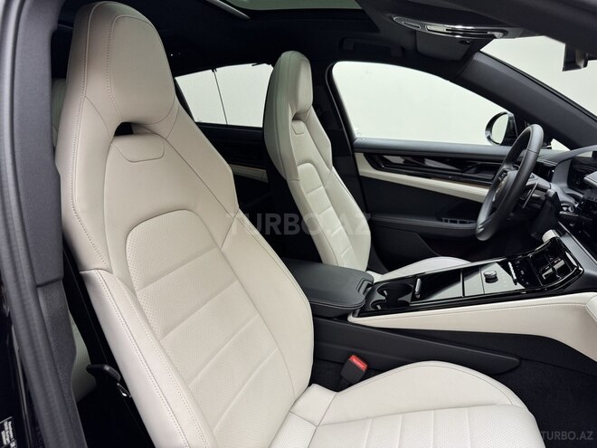 Porsche Panamera-14