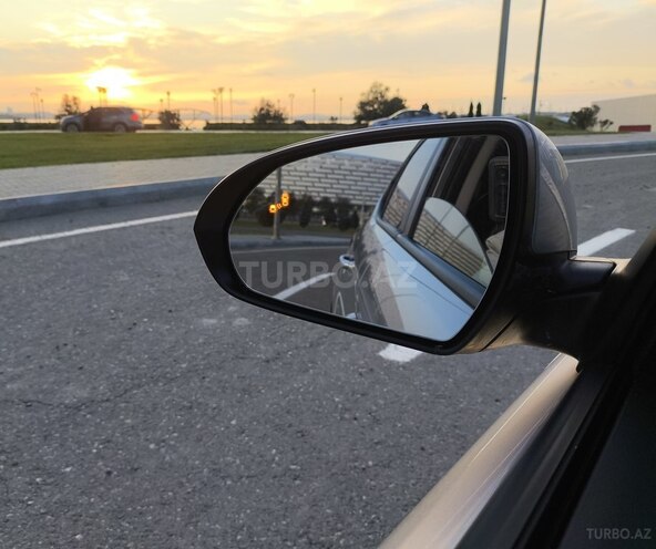 Hyundai Elantra 2018, 64,000 km - 2.0 l - Bakı