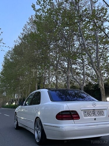 Mercedes E 320 2000, 280,000 km - 3.2 l - Bakı