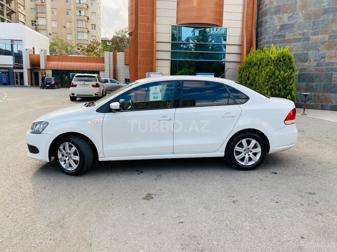 Volkswagen Polo 2015, 173,000 km - 1.6 l - Bakı