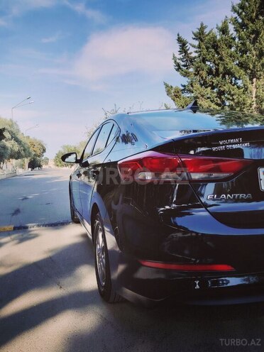 Hyundai Elantra 2016, 170,000 km - 2.0 l - Bakı