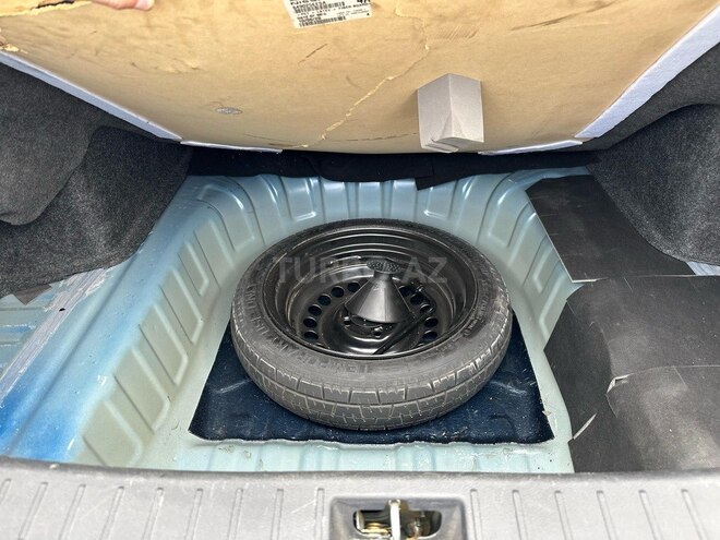 Nissan Versa-4