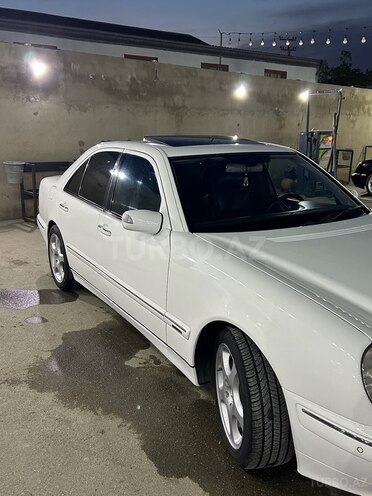 Mercedes E 320 2000, 260,000 km - 3.2 l - Sumqayıt