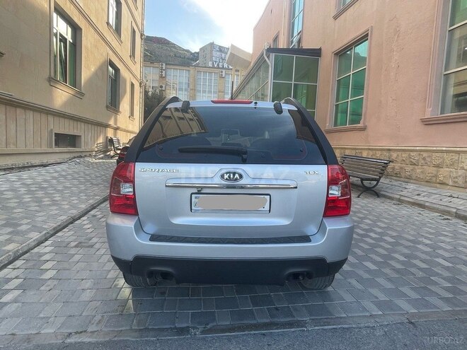 Kia Sportage 2009, 187,000 km - 2.0 l - Bakı