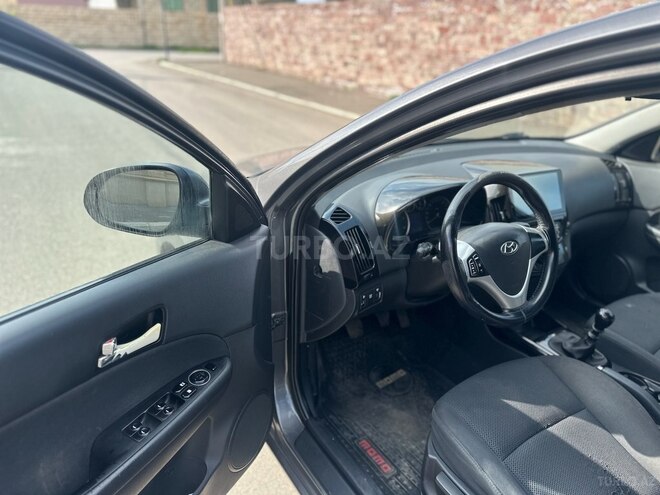 Hyundai i30 2009, 256,180 km - 1.6 l - Gəncə