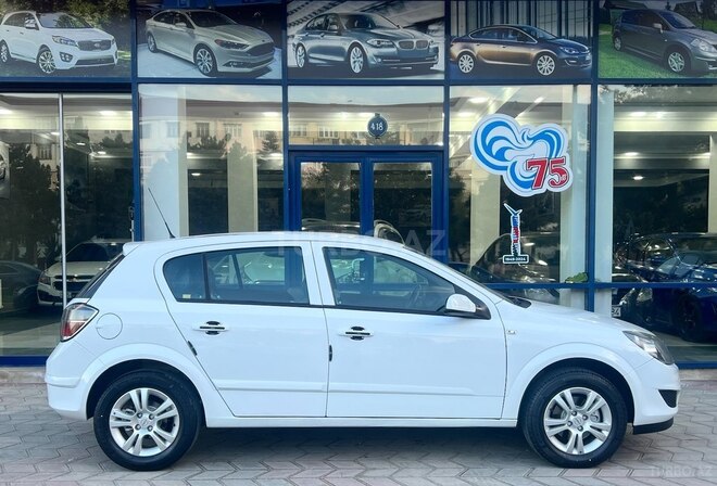 Opel Astra 2009, 213,000 km - 1.4 l - Sumqayıt